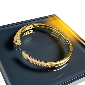 Golden Panther Bracelet – Luxury Big Cat Jewelry | Unique Golden Panther Bracelet