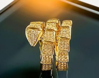 Golden Serpent Crystal Ring – 18k Gold-Plated Sinuous Snake Ring Fully Set with Crystal Pavé