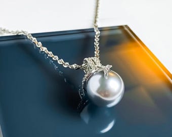 Pearl Necklace – Platinum-Plated Statement Jewelry