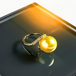 Solaris Pearl Ring – 18k Gold-Plated Dome with Crystal Detailing