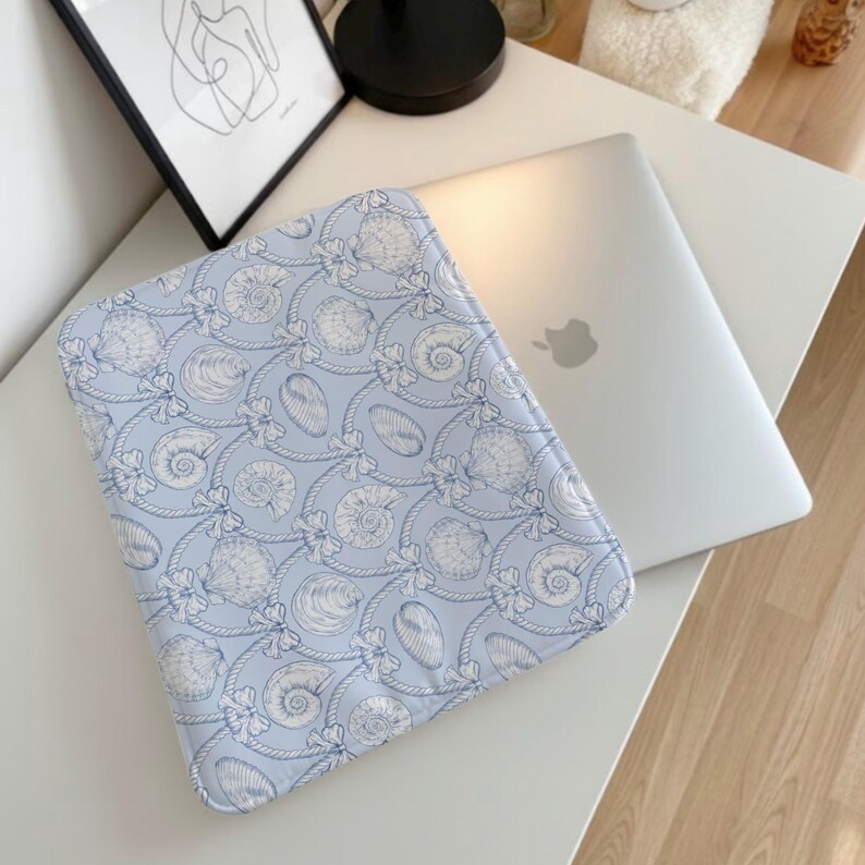 Shell Repeting Pattern Blue Blue Seashell Toile Seamless Pattern, Feminine Design, Elegant Shell ...