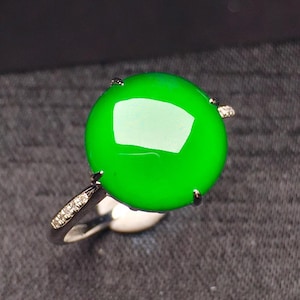 Natural Grade A Jade Cabochon Gemstone Ring, 18k Gold Round Jadeite Stone Natural Diamonds Ring Women, Green Stone Ring, Good Luck Ring