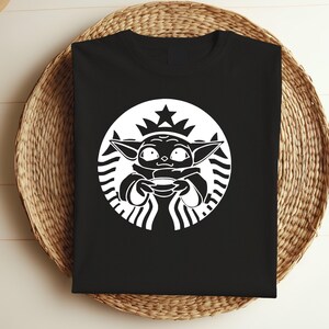Star Wars Baby Yoda Shirt, Starbucks Yoda Shirt, Coffee Lover Gift, Star Wars Disney Shirt, Mandalorian T-shirt, Disney Baby Yoda Shirt 352 zdjęcie 4