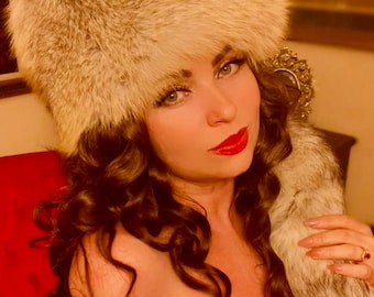 Phenomenal Royal Quality Golden Island Fox Hat w/ Tail / Genuine Fox Fur Hat / Exquisite Tall Fox Fur Hat
