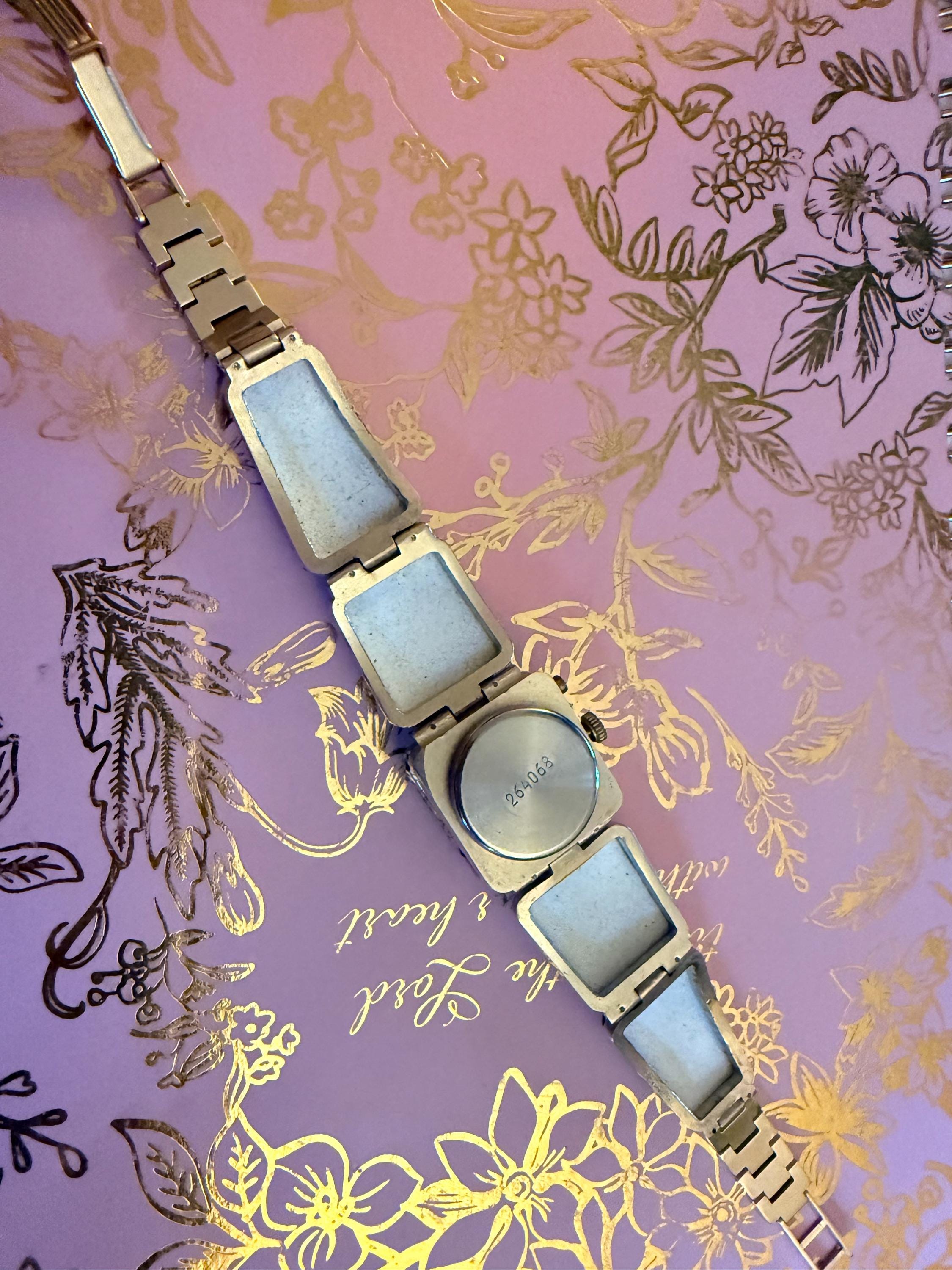 Luxurious Vintage Enamel Soviet Secret Chaika Hidden Watch 