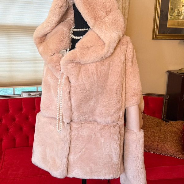 Phenomenal Light Dusty Pink Sheared Mink Fur Hooded Jacket with Italian Genuine Leather Inserts for Ladies Size Small Medium 6 8 10