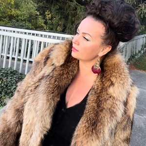 Phenomenal Finn Raccoon Tanuki Fur Coat Full Length Size Medium Large 10 12