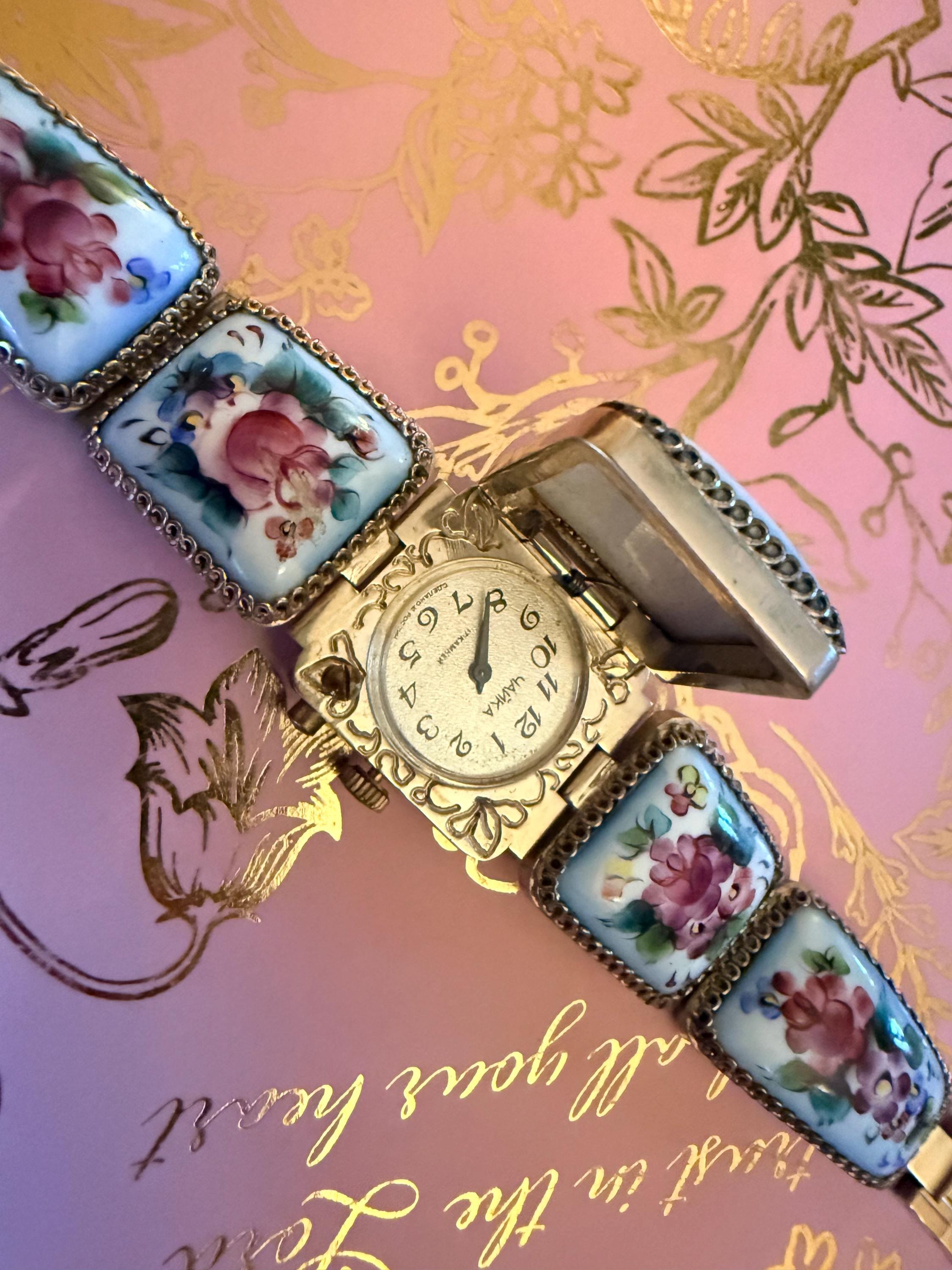 Luxurious Vintage Enamel Soviet Secret Chaika Hidden Watch