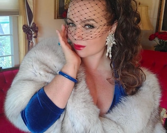 Vintage Gray Off White Blue Fox Fur Stole Wrap w/ Tails : Bridal Quality, Old Hollywood Glamour