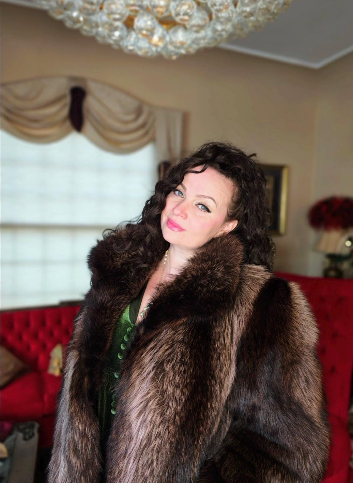 LUXURIOUS WARM Deep Brown Raccoon Fur Swing Coat Phenomenal