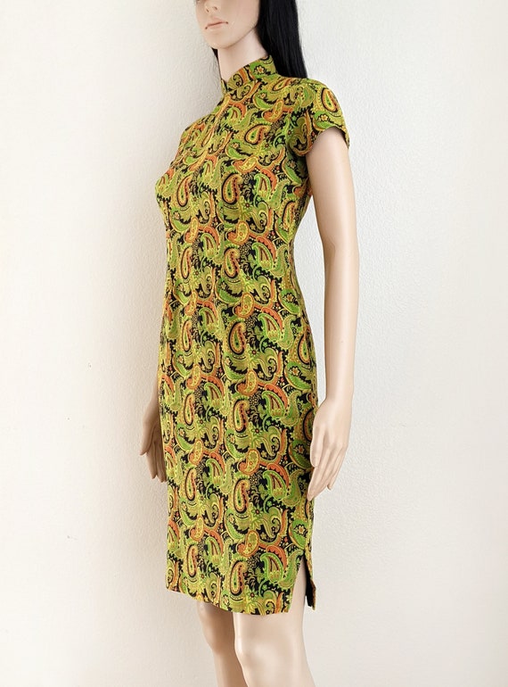 Vintage 60s groovy paisley print qipao dress, lim… - image 3