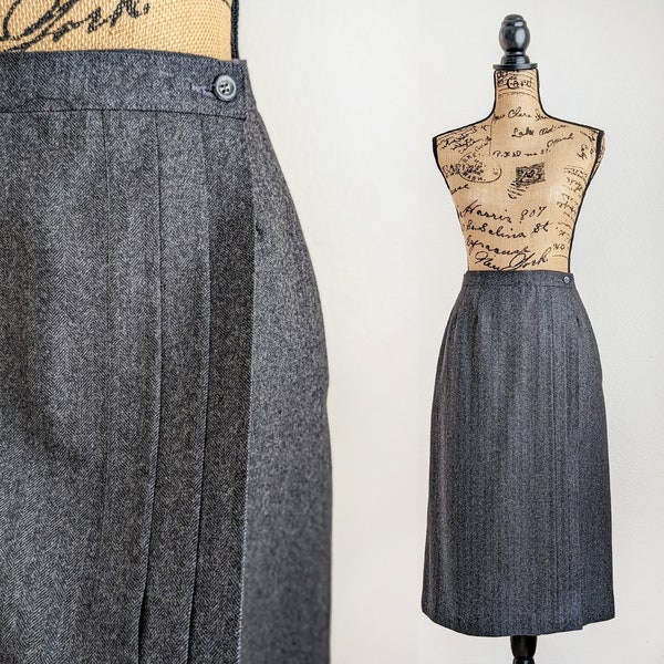 70s wool tweed skirt, vintage grey wrap skirt, 100% wool midi skirt, pleated wool skirt, F.A. Chatta, size M medium