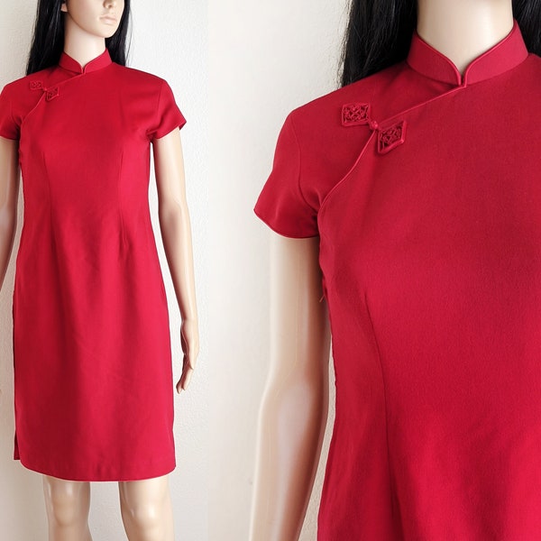 Vintage 60s red qipao dress, classic Chinese cheongsam, size S small