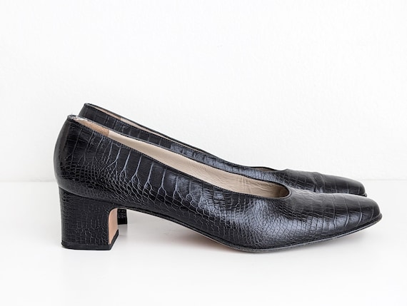Vintage Salvatore Ferragamo Black Leather Croc Print Pumps Size 11