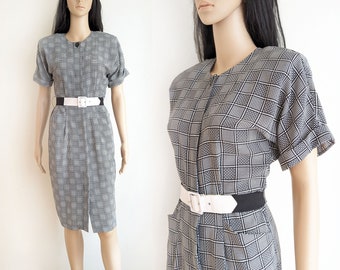 Vintage 80s checked houndstooth pencil dress, button down graphic plaid dress, size 4 small