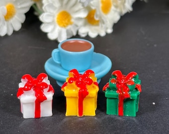 Miniature Christmas Gift Set | Dollhouse Presents with Hot Cocoa Cup Plate Decor