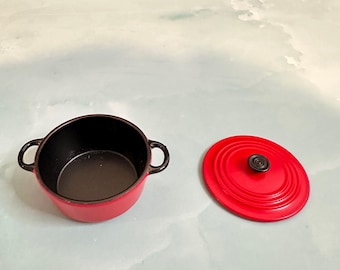 Buy 2 Get one FREE! Miniature Dutch Oven Pot with Lid – 1:12 Scale Red or Orange – Mini Cookware for Dollhouse Kitchen
