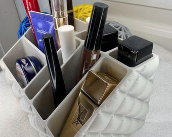 3D Printed Quilted Makeup Organizer – Elegant Countertop Cosmetic Holder