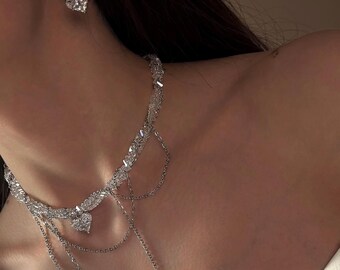 Kokette gedrehte Halskette mit Herz baumeln Ohrringe, Brautjungfer Kristallschmuck-Set