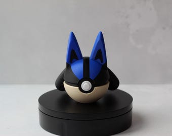 Réplique de Pokéball imprimée en 3D inspirée de Lucario : cosplay de joueur à collectionner