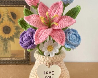 Multiple Crochet Thank You Flower Pot, Handmade Amigurumi Hydrangea and Rose Bouquet, Bee Gift, Gratitude Gift, Floral Desk Decor R-27032608