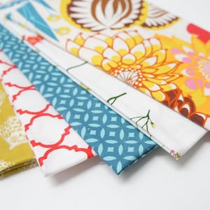 Fabric - fabric bundle - 5 x 20x20 squares, remnants, scrap pack, destash, quilting - teal, fuchsia pink, neon, baby pink