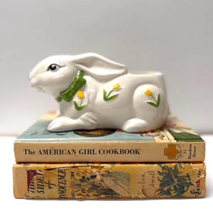 Vintage ceramic bunny rabbit planter, with tulips. Made in Japan