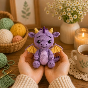 Juguete de amigurumi de dragón bebé de ganchillo, linda criatura fantástica hecha a mano, mini muñeco de dragón kawaii, regalo para niños
