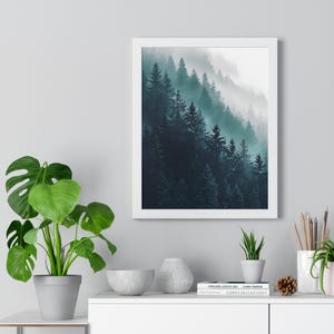 Poster incorniciato "Serenity Forest" - Arte murale, decorazione per la casa, regalo per gli amanti del giardino, ideale per compleanni, matrimoni, inaugurazioni di case