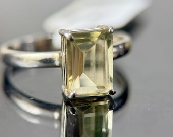 Anillo de plata de ley con cuarzo limón (talla 10 EE. UU.), piedra preciosa facetada de cuarzo amarillo natural.
