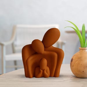 Family of 3 Sculpture| Family Sculpture | Gift for New Parents | Family Statue | Home Decor | Housewarming Gift | Family Decor