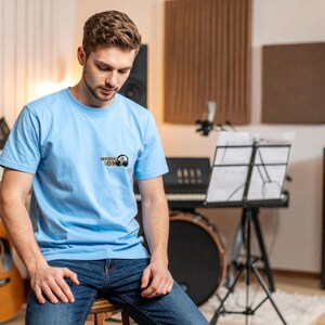 Music Vibes Unisex Heavy Cotton Tee,Music Lover Shirt,Gift for Musicians,Casual Wear, Music On T-Shirt,Retro Music Lover Tee,Music T-Shirt