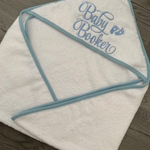 Personalised Baby Hooded Towel – Embroidered Baby Name Towel – Custom Newborn Gift – Cotton Baby Bath Wrap – Baby Shower Gift,