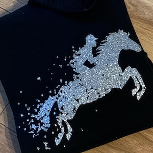 Horse Riding Hoodie – Equestrian Rider Jumper | Girls Horse Gift | Sparkly Horse Lover Top –Equestrian Gift for Girls & Teens – Personalised