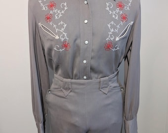 Vintage Ride’n’Stride Western Suit – Grey, Red and White Chain Stitch Set (Shirt & Trousers)