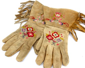 Early 20th Century Cree/Northern Plains Embroidered Gauntlet Gloves
