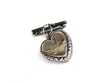 Vintage Silver Heart Locket Brooch – 1950s Photos, Floral Engraved