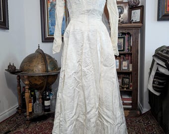 Vintage 1960's wedding dress with veil