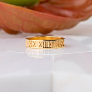 Roman Numeral Ring for Woman – Custom 14k Gold Gold  Date Band – Anniversary Date Ring for Girlfriend-Wedding, Promise, Stackable Jewelry