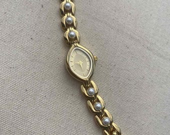 Women's Vintage Gold Pearl Wrist Watch, Gold Pearl Watch, Vintage Watch, Wrist Watch, Dainty Gold Watch, Women's Vintage Watch, Adjustable