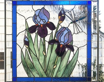 Panel de vidrieras--Iris púrpura con libélula-- 28 5/8" x 28 5/8"