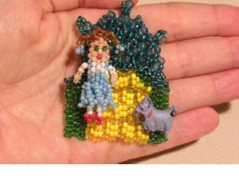 Beaded doll charm- PDF TUTORIAL in ENGLISH