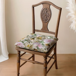 Linen Chair Cushion with Pastel Floral Print, Tufted Seat Pad for Dining Kitchen or Office Chairs, Romantic Vintage Style Seat Cushion