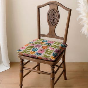 Colorful Retro Floral Linen Seat Cushion, Mid Century Flower Chair Pad, Boho Botanical Pillow, Funky Linen Cushion for Dining Chair