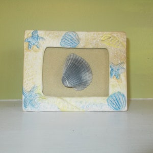 Beach Coastal Home Decor Standing Seashell Picture Ceramic Pottery 3D Textured