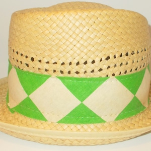 Vintage Straw Hat Green & White Band Size 6 3/4 Pork Pie Derby Fedora