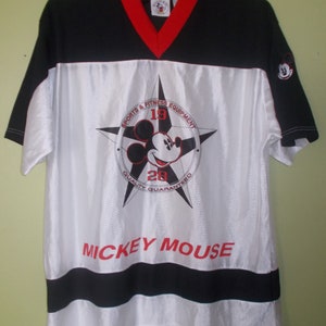 Vintage Shirt 80s/90s Mickey & Co. Sports and Fitness Equipment Large