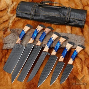 Set di 7 coltelli da chef fatti a mano / Lame in acciaio ad alto tenore di carbonio / Manici in resina e legno / Regalo per lei