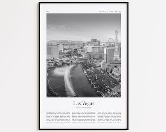 Puede incluir: Impresión enmarcada en blanco y negro que representa el horizonte de Las Vegas, Nevada. La imagen incluye la réplica de la Torre Eiffel, hoteles y el texto "Las Vegas". Las coordenadas se muestran en la parte superior.