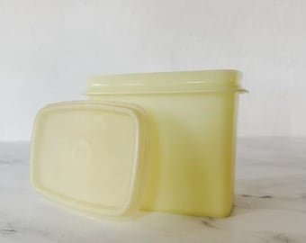 Vintage Tupperware 1245-23 Pale Yellow "Shelf Saver" Storage Container with Lid
